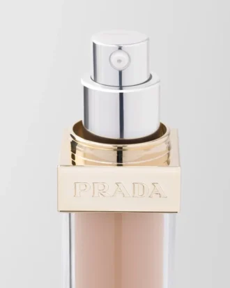 Prada Reveal Skin Optimizing Foundation – Ln5 – Light Neutral