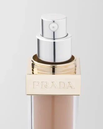 Prada Reveal Skin Optimizing Foundation – Lw15 – Light Warm