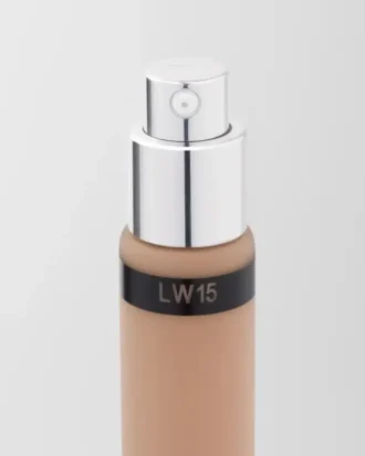 Prada Reveal Skin Optimizing Foundation Refill – Lw15 – Light Warm