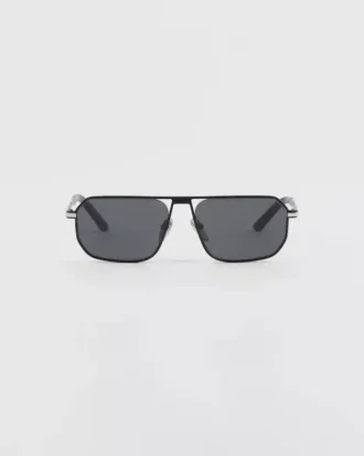 Sunglasses with Iconic Metal Plaque