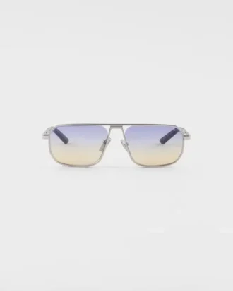 Sunglasses with the Iconic Metal Plaque