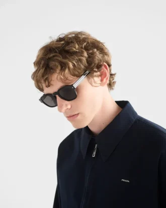 Sunglasses with the Iconic Metal Plaque